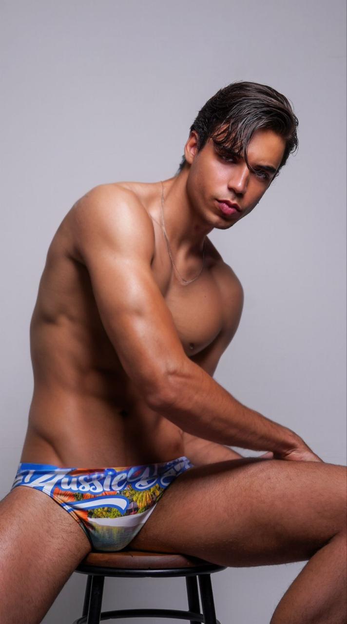 WhatsApp Image 2025-11-04 at 16.37.39 (1)