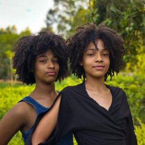 Maria Julia e Maria Eduarda da Silva Ferrais